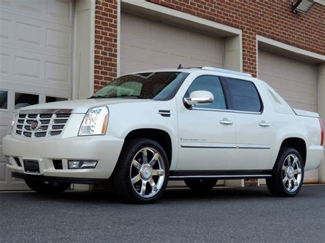 2007 Cadillac Escalade EXT Owners Manual